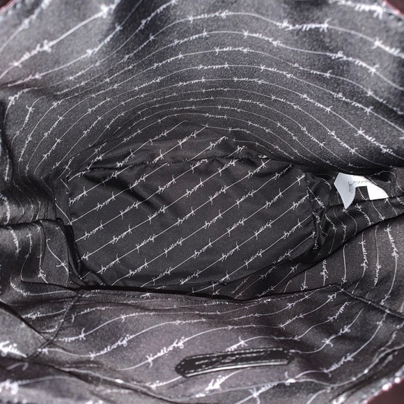 Kendall and Kylie large metallic pink tote bag - Picture 6 of 8